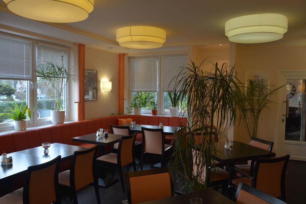 Hotel Oyten Am Markt Exterior photo
