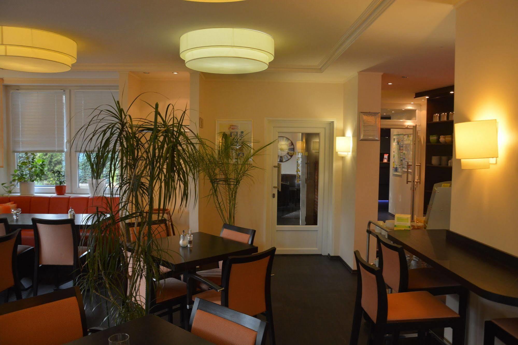 Hotel Oyten Am Markt Exterior photo